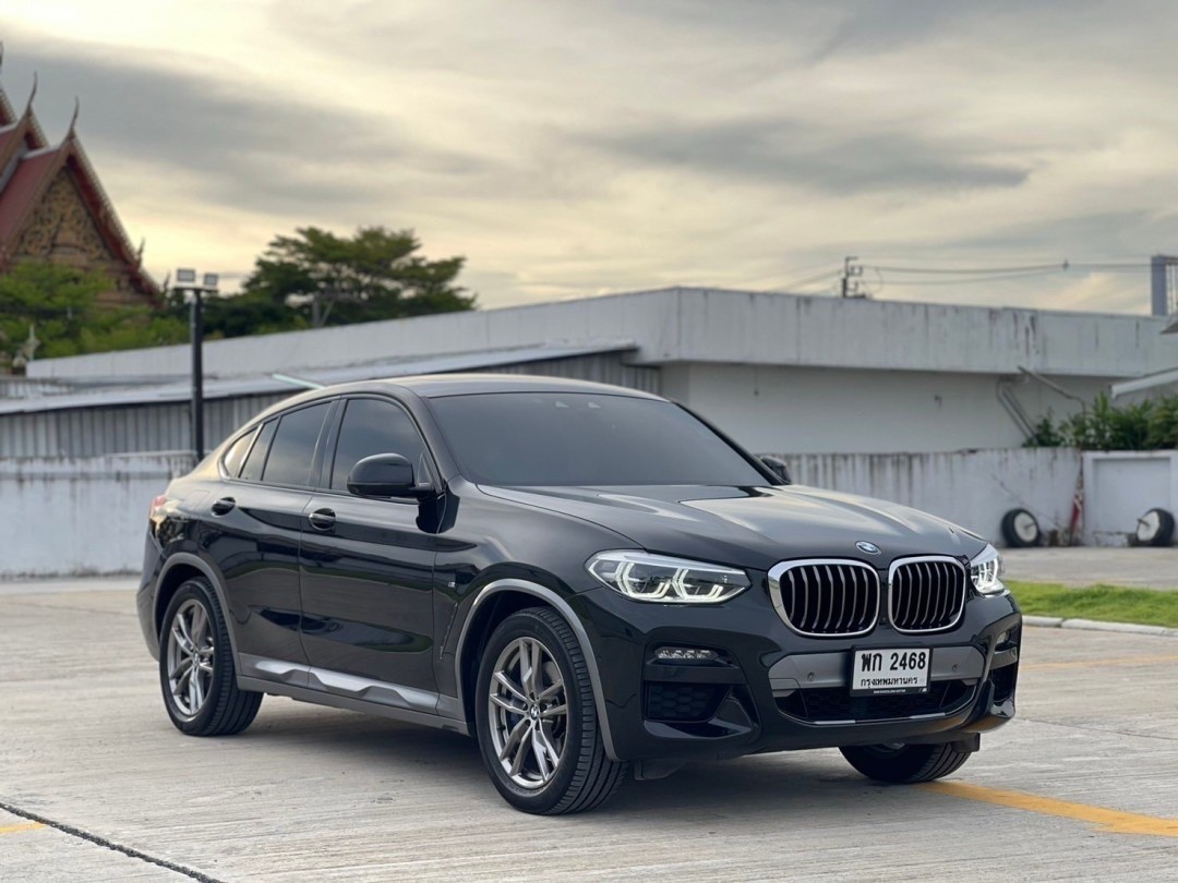2020 BMW X4 G02 สีดำ (รูปที่ 12)