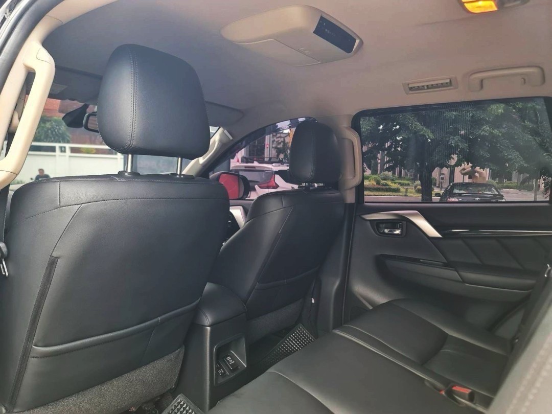 2018 Mitsubishi Pajero Sport สีดำ (รูปที่ 5)