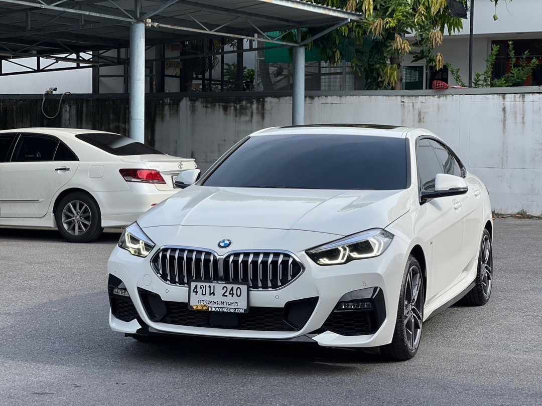 2022 BMW 220i Gran Coupe M Sport F44 สีขาว (รูปที่ 11)