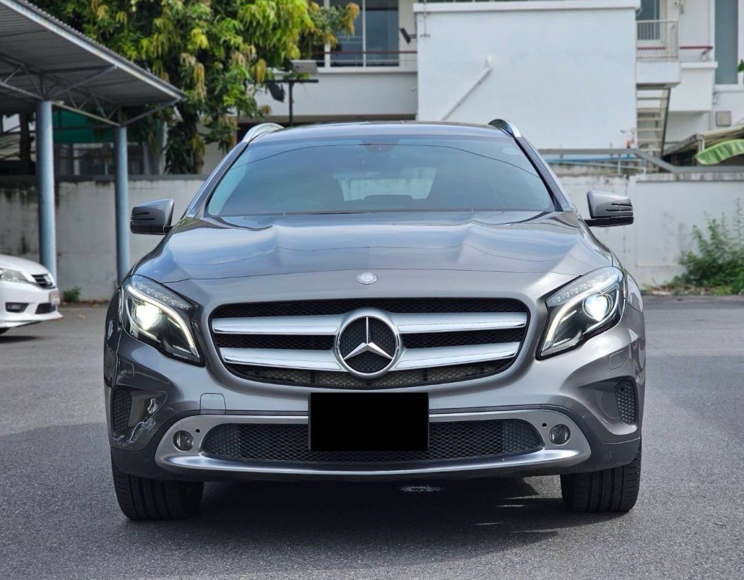 2014 Mercedes-Benz GLA-Class GLA200 สีเทา (รูปที่ 9)