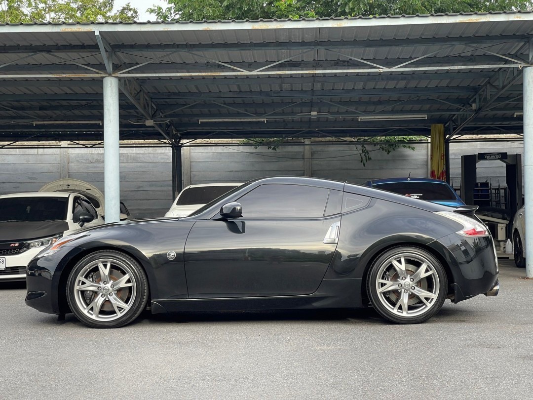 2009 Nissan Fairlady Z 370Z สีดำ (รูปที่ 7)