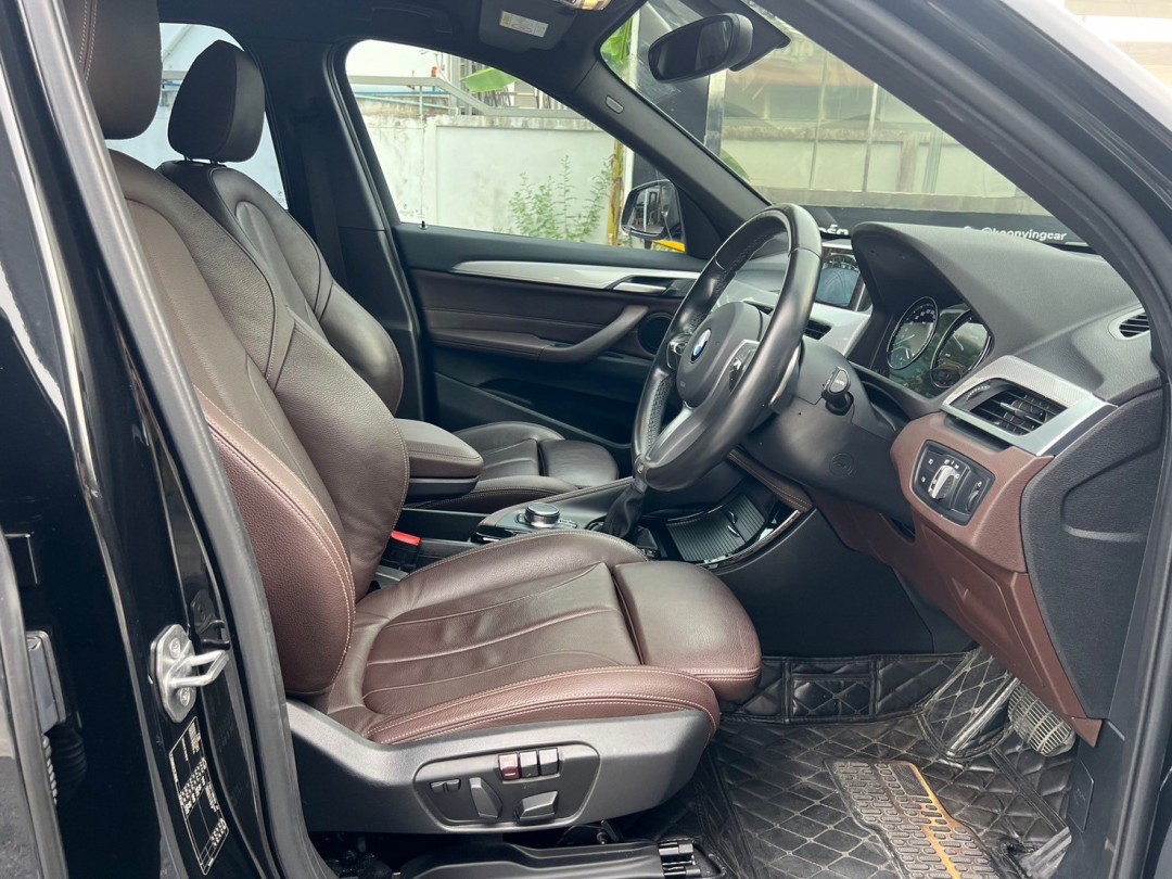 2019 BMW X1 F48 สีดำ (รูปที่ 4)