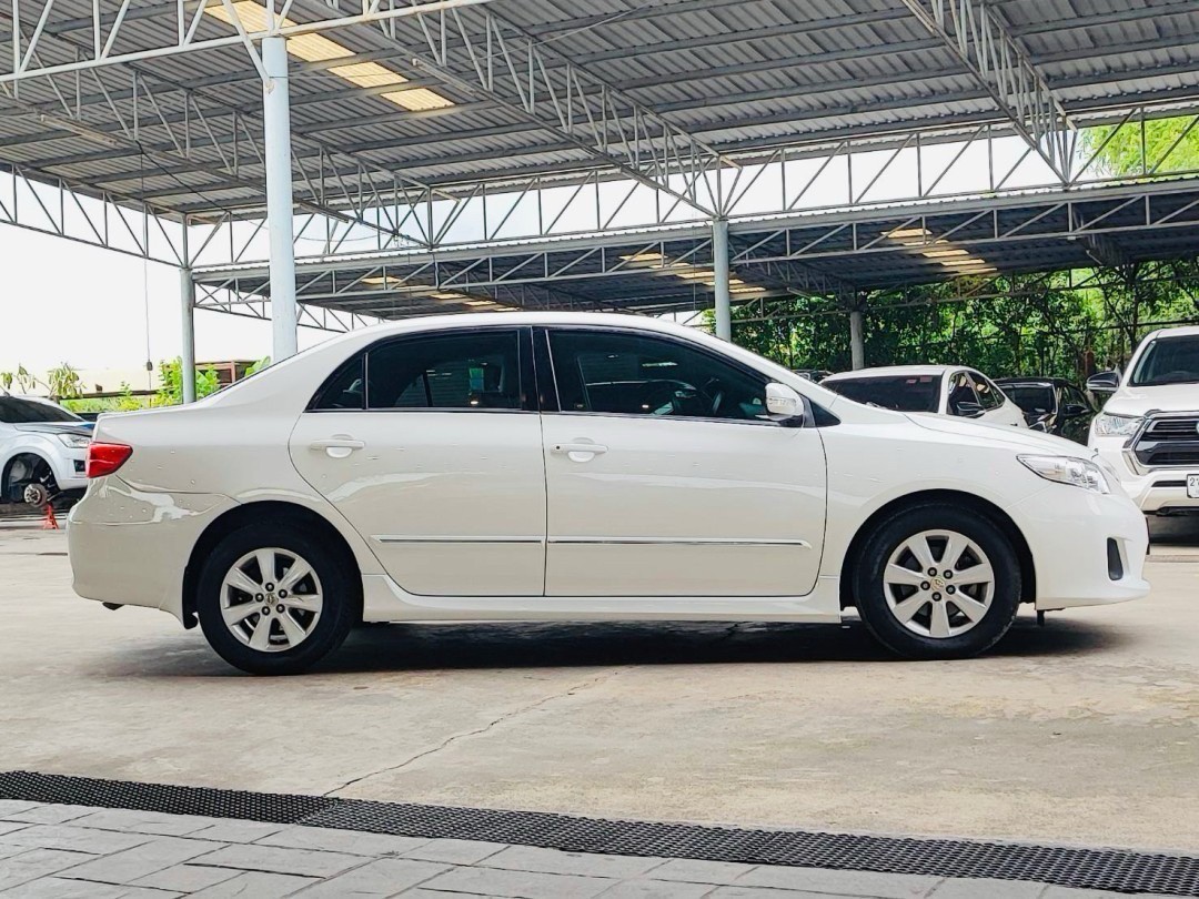 2012 Toyota Altis 1.2 CNG สีขาว (รูปที่ 9)
