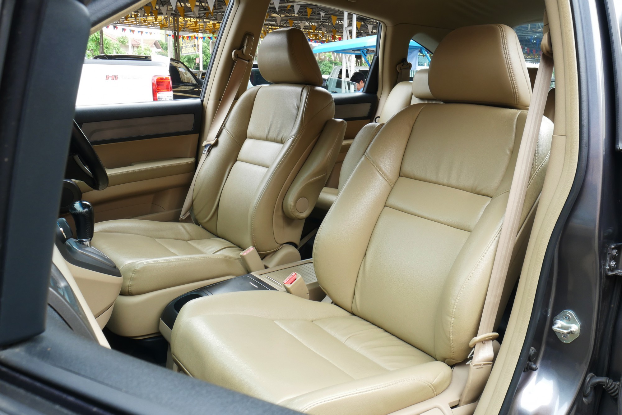 HONDA CR-V G3 2.0E AWD AT ปี2010 สีเทา (รูปที่ 6)