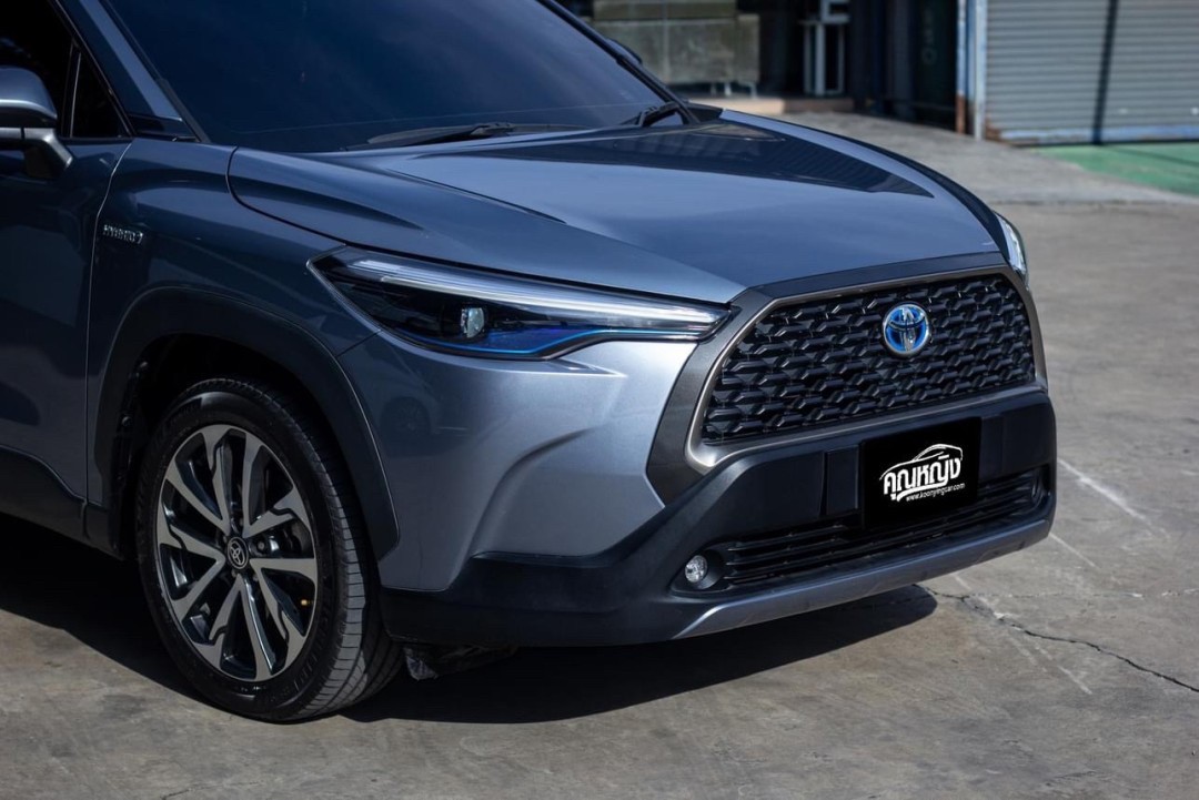 2021 Toyota Corolla CROSS 1.8 Hybrid Premium สีเทา (รูปที่ 7)