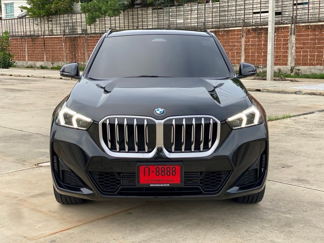2023 BMW X1 U11 สีดำ (รูปที่ 10)