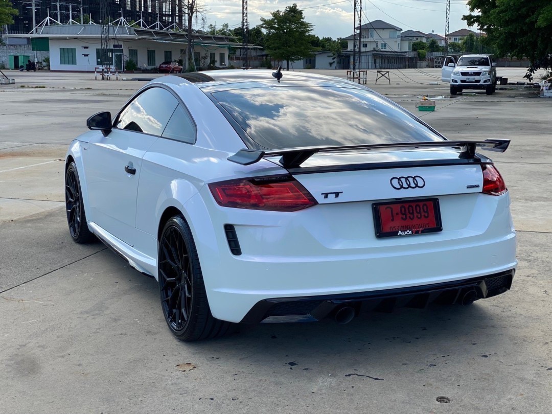2021 Audi TT สีขาว (รูปที่ 6)
