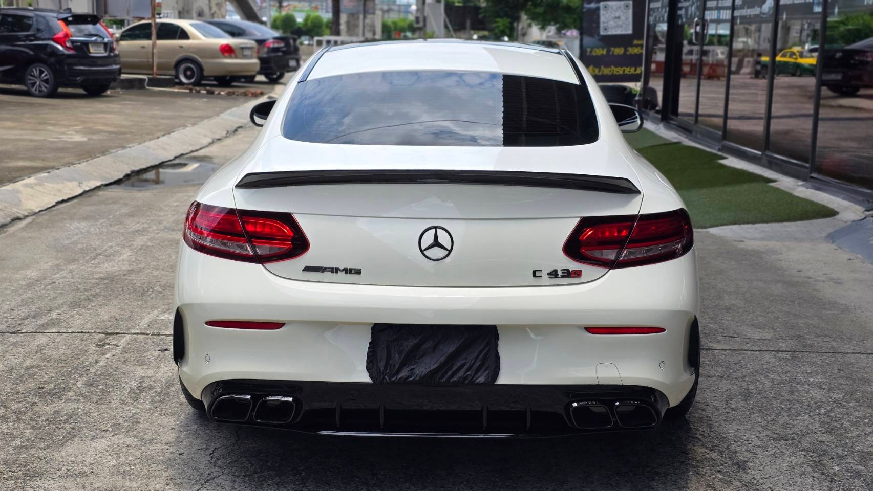2020 Mercedes-Benz C-Class Coupe C43 AMG สีขาว (รูปที่ 8)
