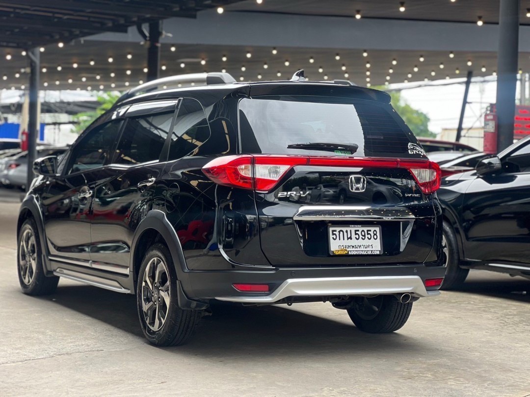 2016 Honda BR-V สีดำ (รูปที่ 8)