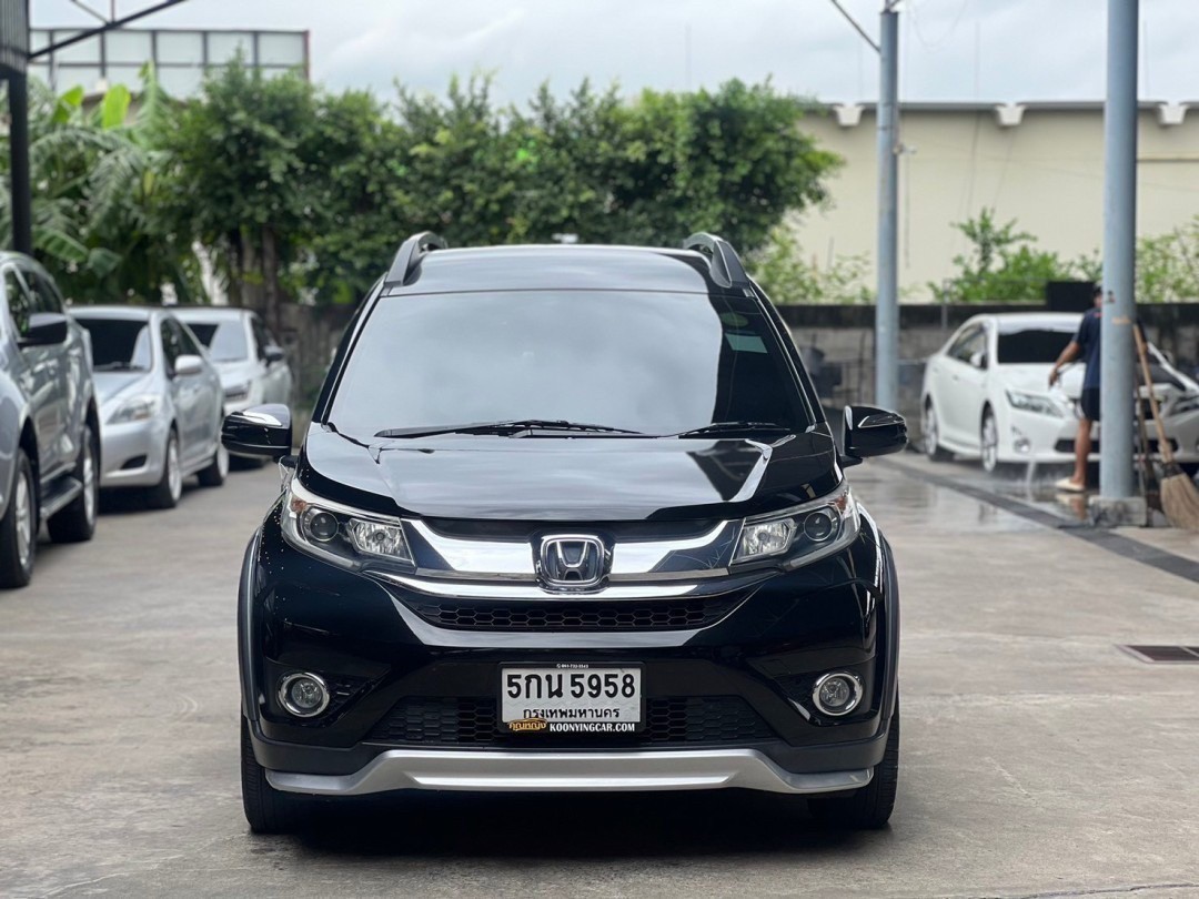 2016 Honda BR-V สีดำ (รูปที่ 7)