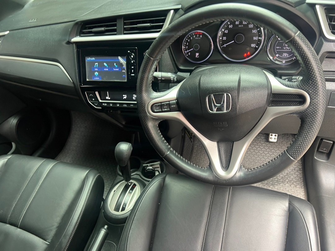 2016 Honda BR-V สีดำ (รูปที่ 4)