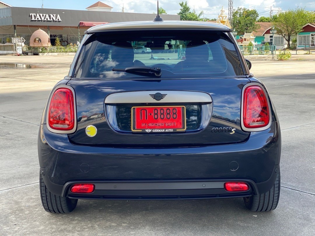 2023 Mini Cooper SE รุ่น Resolute สีดำ (รูปที่ 10)