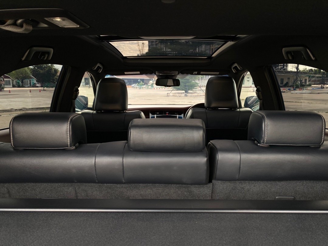 2015 Toyota Harrier สีดำ (รูปที่ 2)