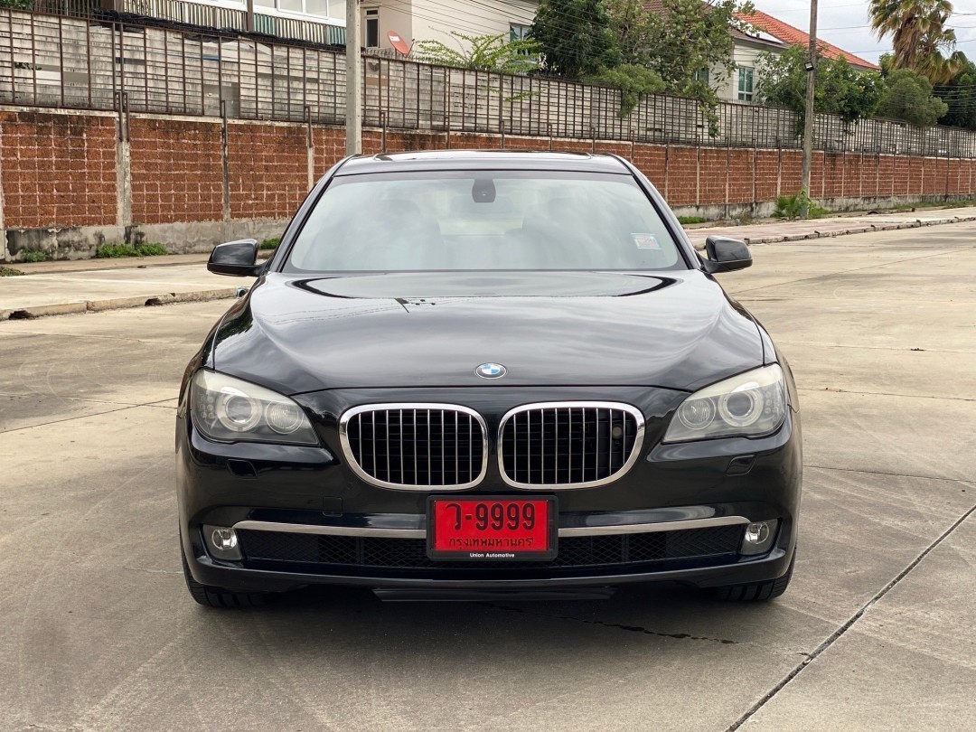 2011 BMW 730Li (F02) สีดำ (รูปที่ 10)