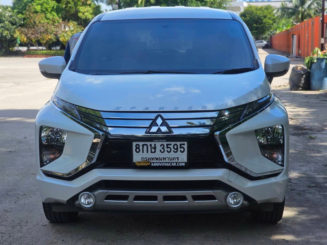 2021 Mitsubishi Xpander สีขาว (รูปที่ 11)