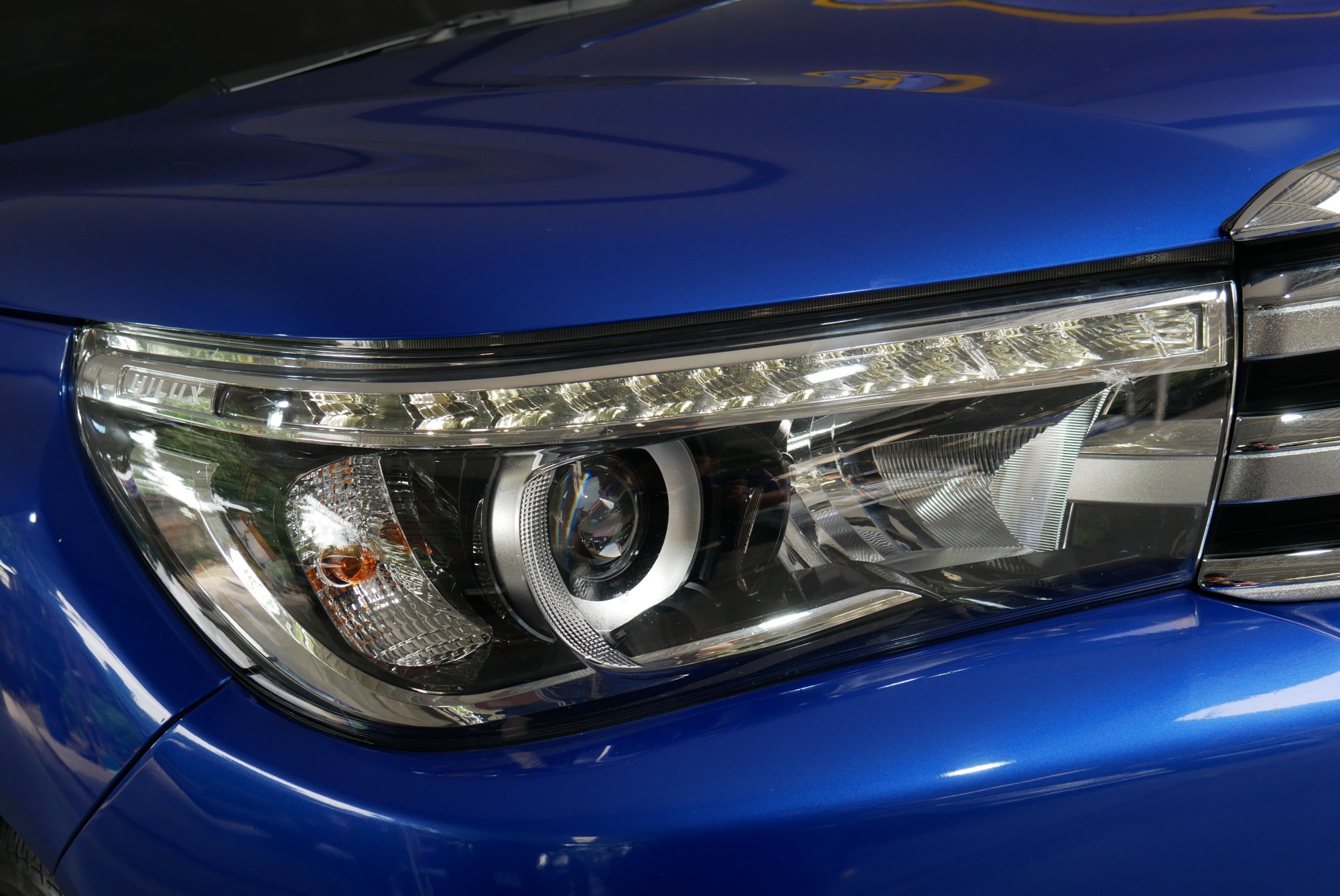 TOYOTA REVO DOUBLECAB 2.8 G 4X4 ปี 2015 สีน้ำเงิน (รูปที่ 3)