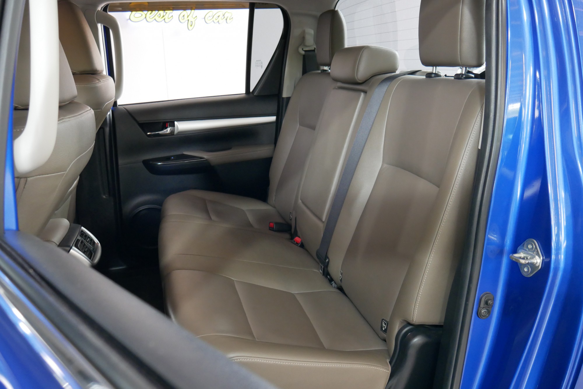 TOYOTA REVO DOUBLECAB 2.8 G 4X4 ปี 2015 สีน้ำเงิน (รูปที่ 16)