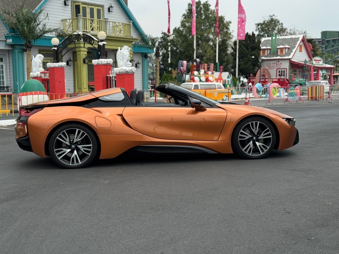 2018 BMW i8 Roadster สีส้ม (รูปที่ 3)