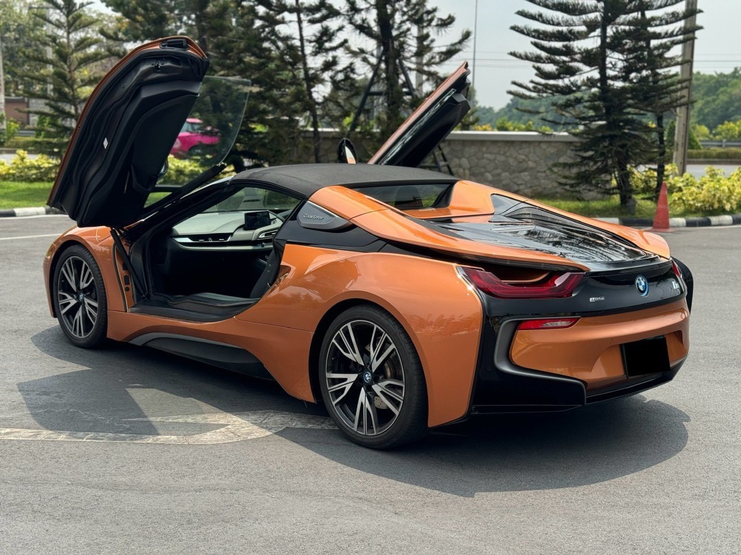 2018 BMW i8 Roadster สีส้ม (รูปที่ 8)
