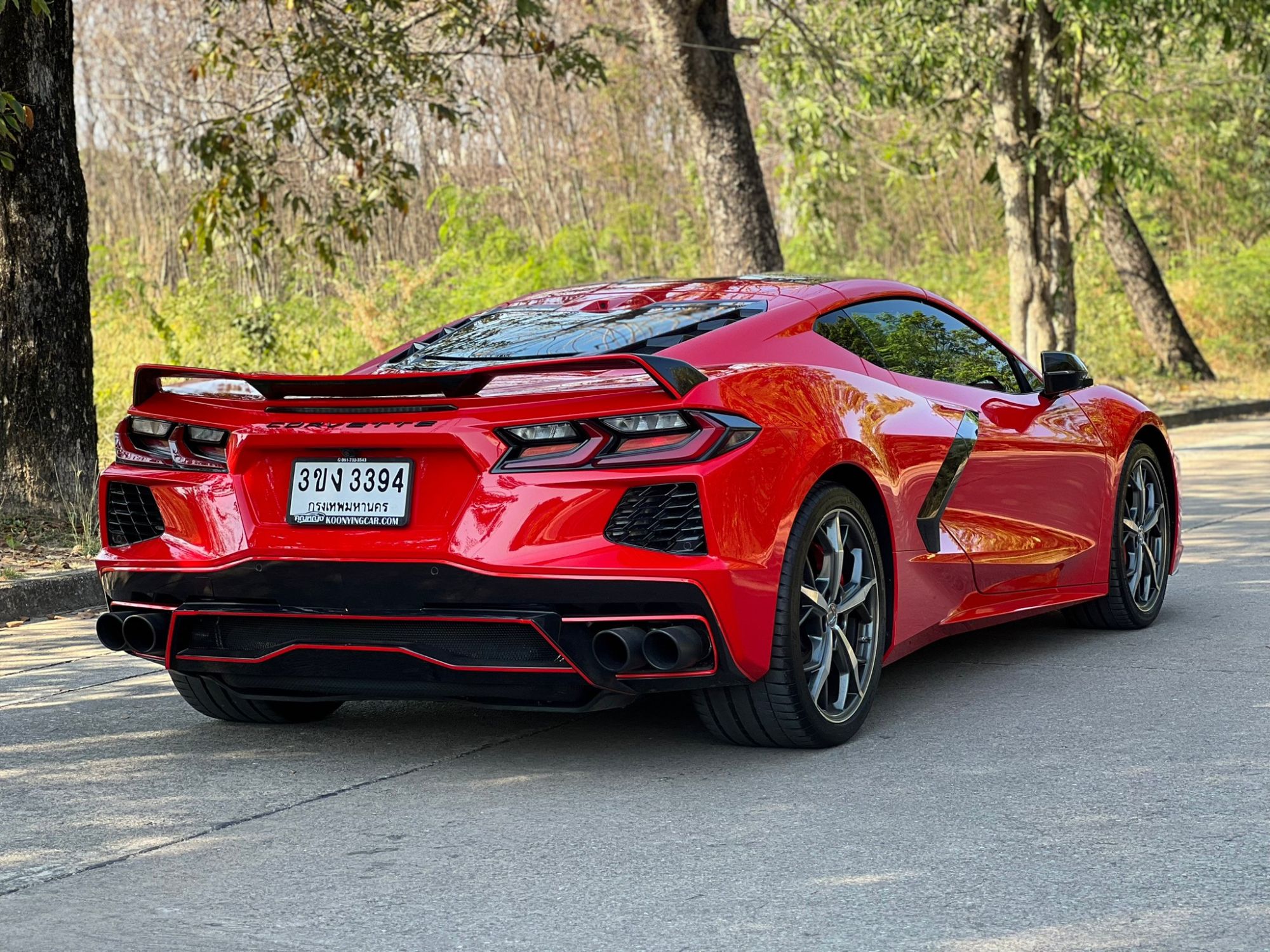 2022 Chevrolet Stingray C8 Convert 3LT สีแดง (รูปที่ 6)