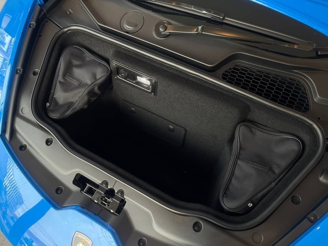 2020 Lamborghini Huracan EVO สีฟ้า (รูปที่ 4)