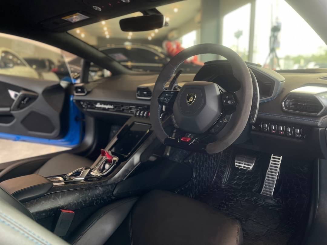 2020 Lamborghini Huracan EVO สีฟ้า (รูปที่ 3)