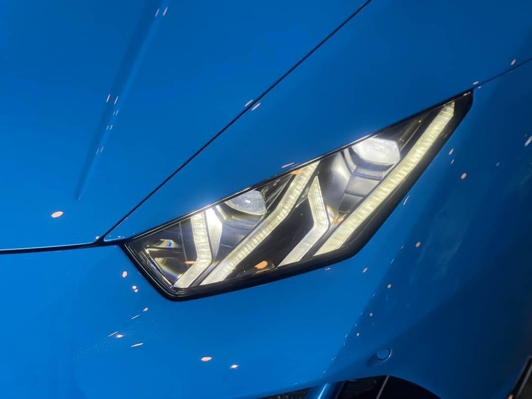 2020 Lamborghini Huracan EVO สีฟ้า (รูปที่ 9)