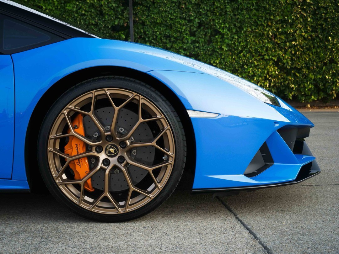 2020 Lamborghini Huracan EVO สีฟ้า (รูปที่ 10)