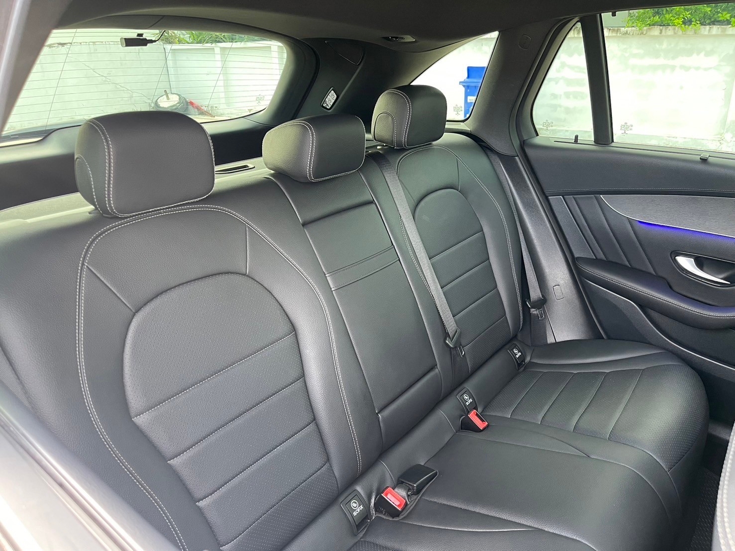 Benz GLC300e AMG Dynamic (W253) 2020 จด 2021 Mileage: 24,xxx km (รูปที่ 6)