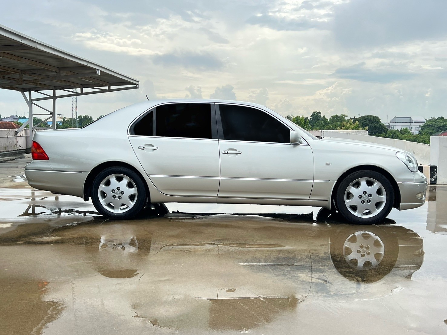 2003 Lexus Gen3 LS430 สีทอง (รูปที่ 5)