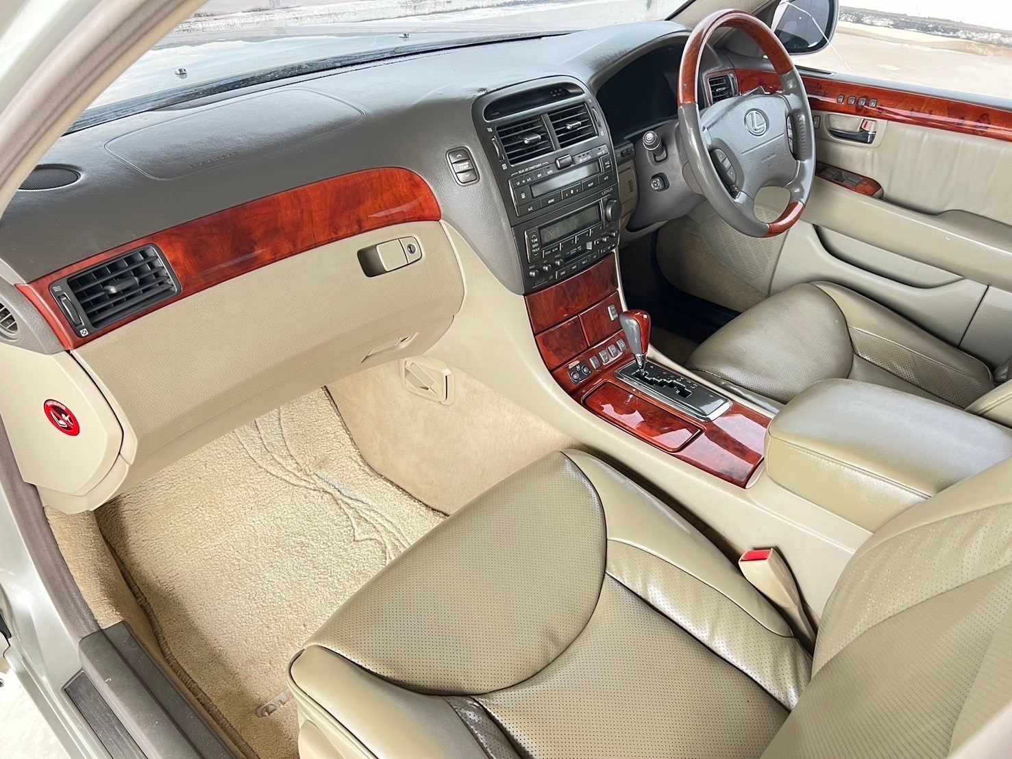 2003 Lexus Gen3 LS430 สีทอง (รูปที่ 12)