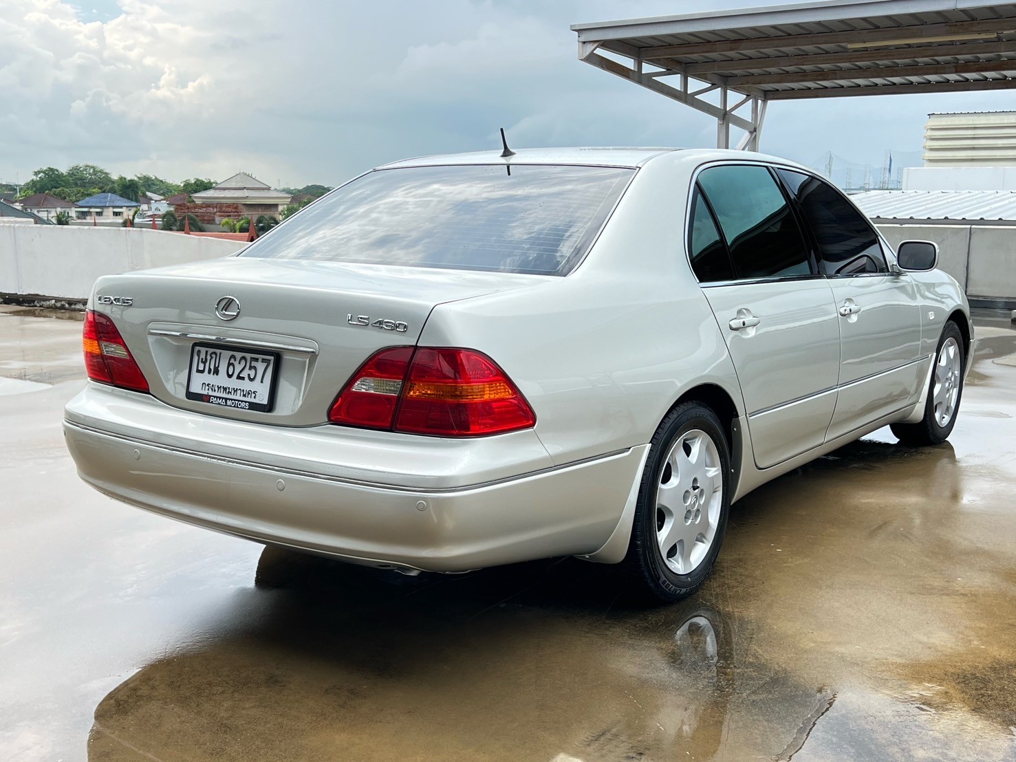 2003 Lexus Gen3 LS430 สีทอง (รูปที่ 7)