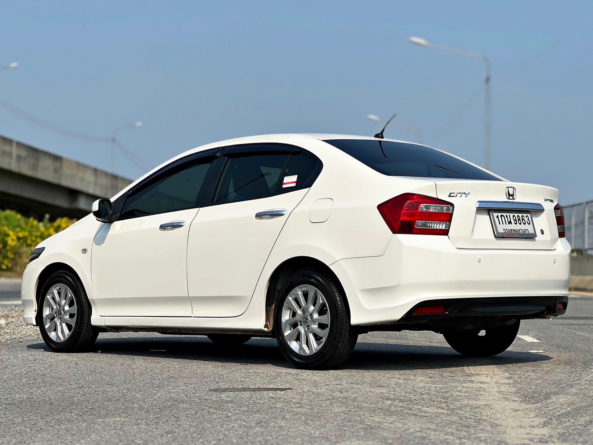 Honda City รุ่น V 1500cc. เกียร์ออโต้ ปี2013 จัดเต็ม ไมล์แท้ 50,000 km. (รูปที่ 17)