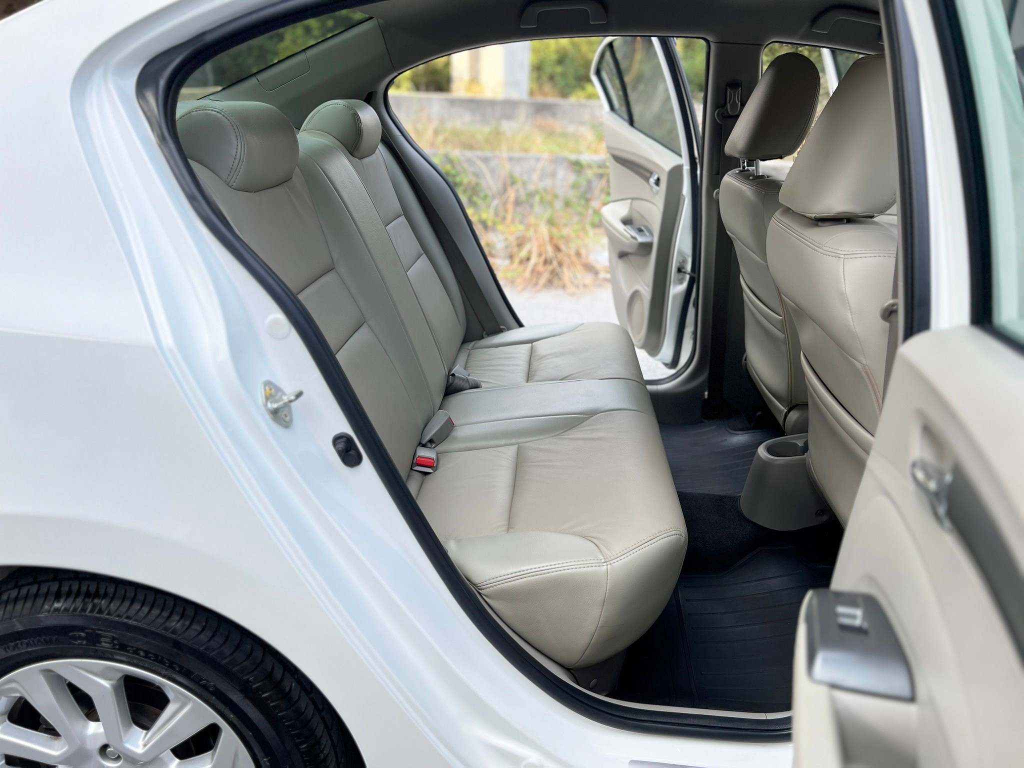 Honda City รุ่น V 1500cc. เกียร์ออโต้ ปี2013 จัดเต็ม ไมล์แท้ 50,000 km. (รูปที่ 4)