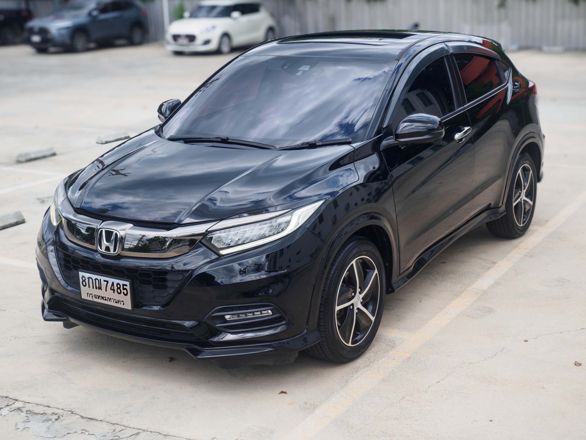 2019 Honda HR-V สีดำ (รูปที่ 3)