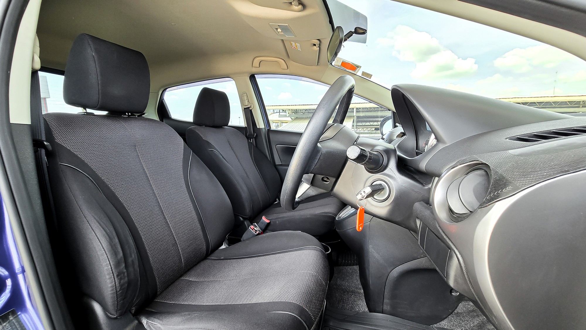 MAZDA2​ Hatchback 1.5 Spirit​ Sport A/T ปี 2012 (รูปที่ 14)
