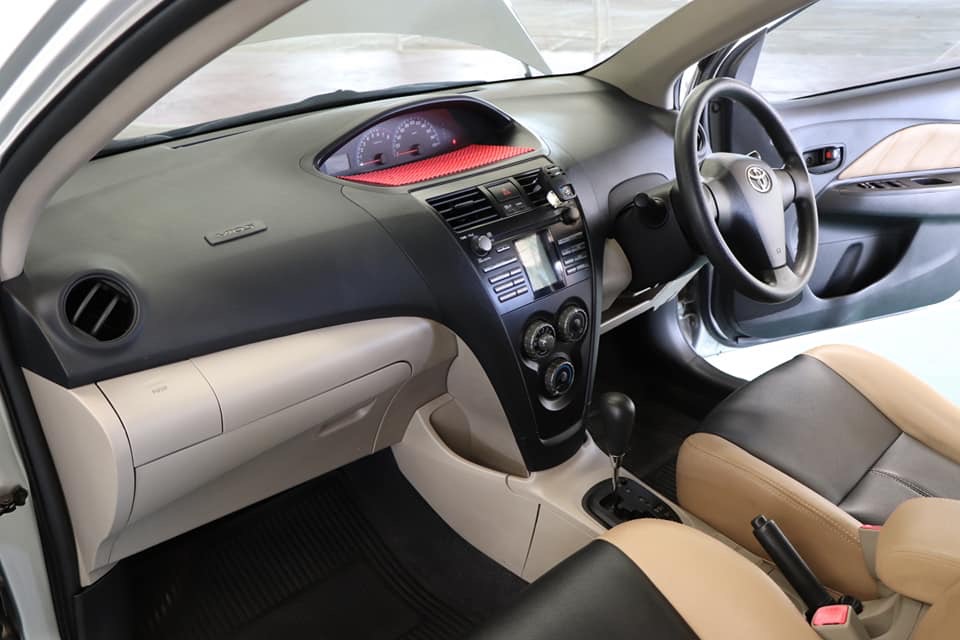 Toyota Vios ปี 2010 สีเงิน (รูปที่ 8)