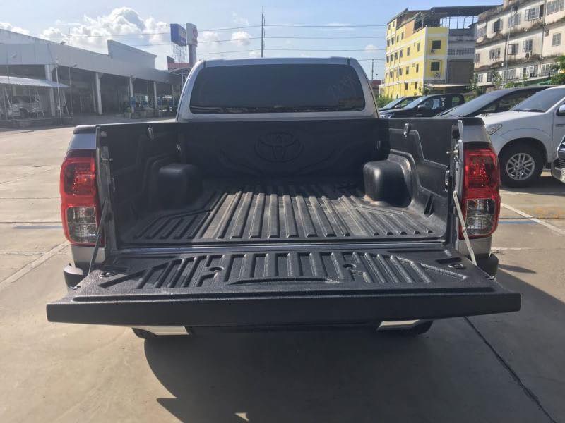 Toyota Hilux Revo Prerunner ปี 2018 สีเทา (รูปที่ 16)