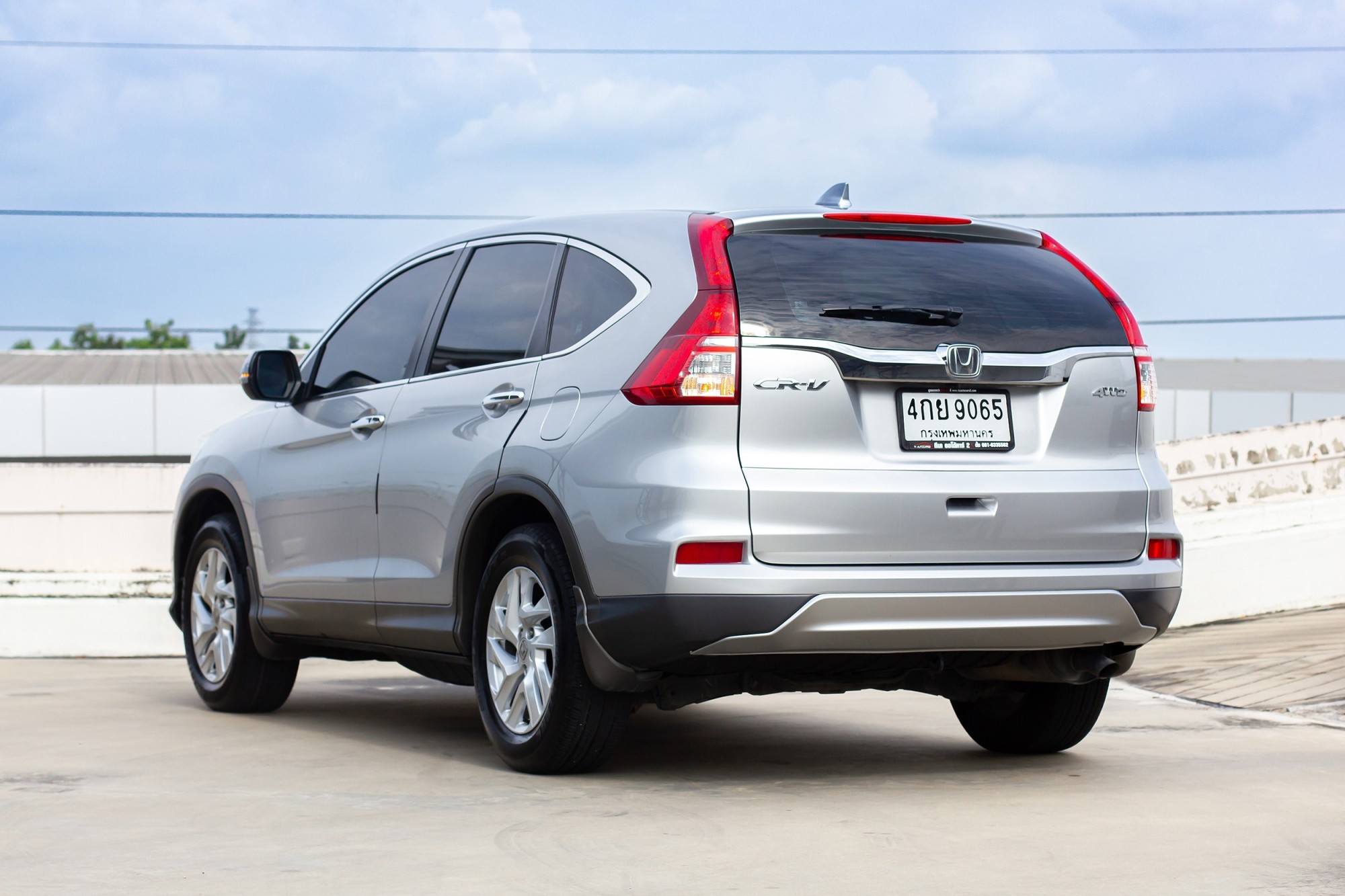HONDA CR-V 2.0E 4WD [MNC] A/T ปลายปี 2015 (รูปที่ 13)
