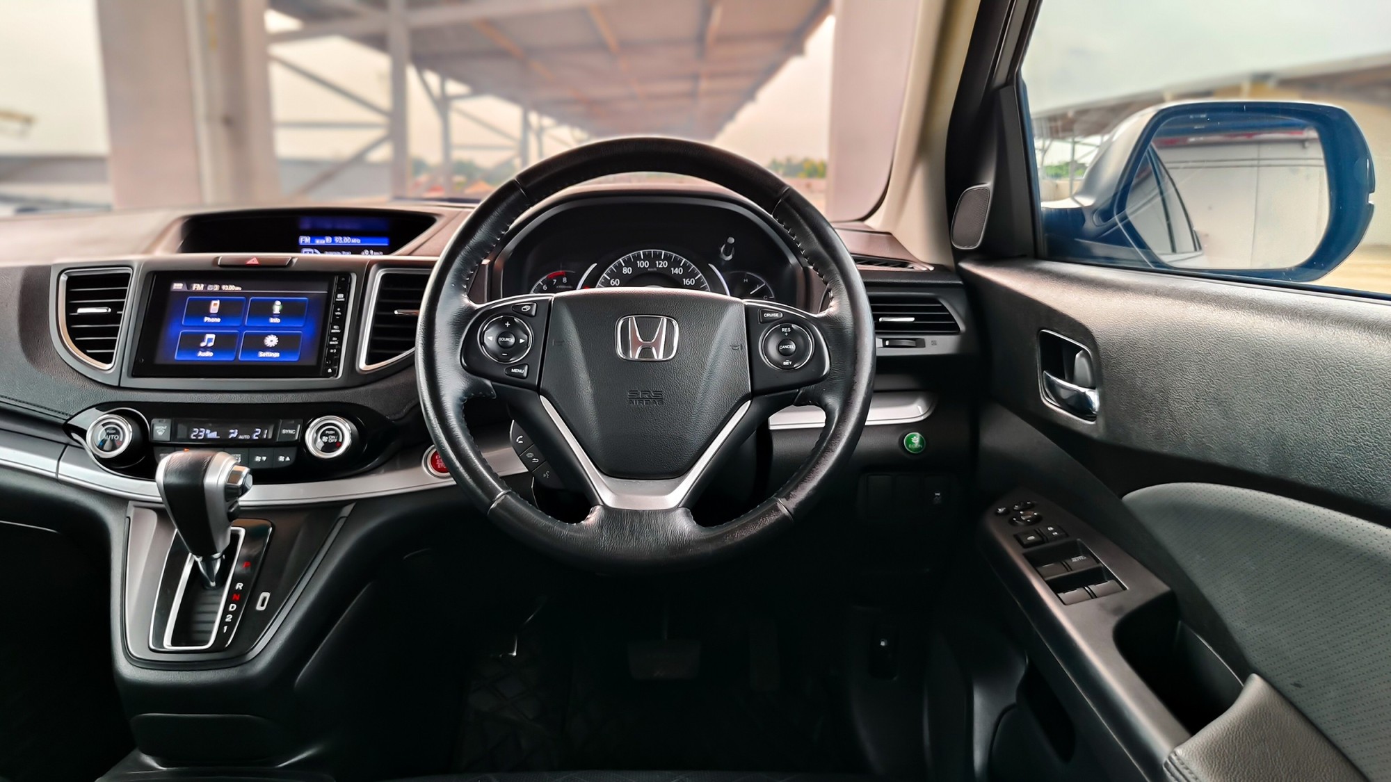 HONDA CR-V 2.0E 4WD [MNC] A/T ปลายปี 2015 (รูปที่ 7)