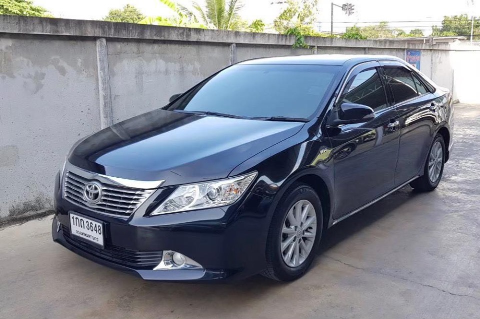 Toyota Camry (XV50) ปี 2012 สีดำ