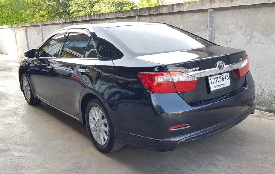 Toyota Camry (XV50) ปี 2012 สีดำ (รูปที่ 4)