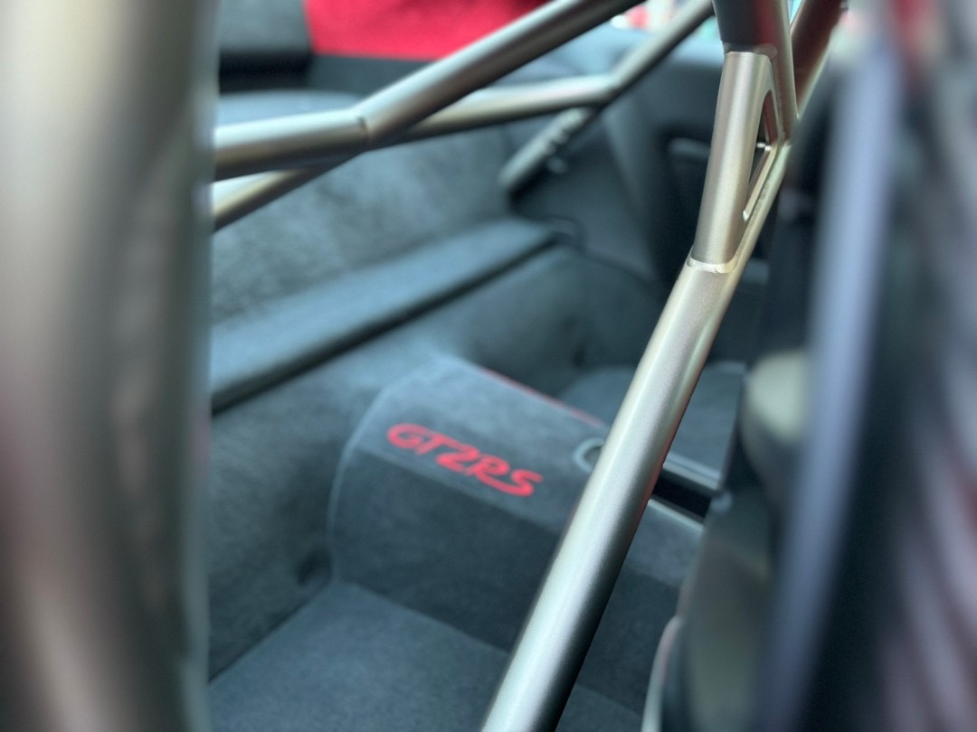 2019 Porsche 991.2 GT2 RS weissach package สีชมพู (รูปที่ 8)