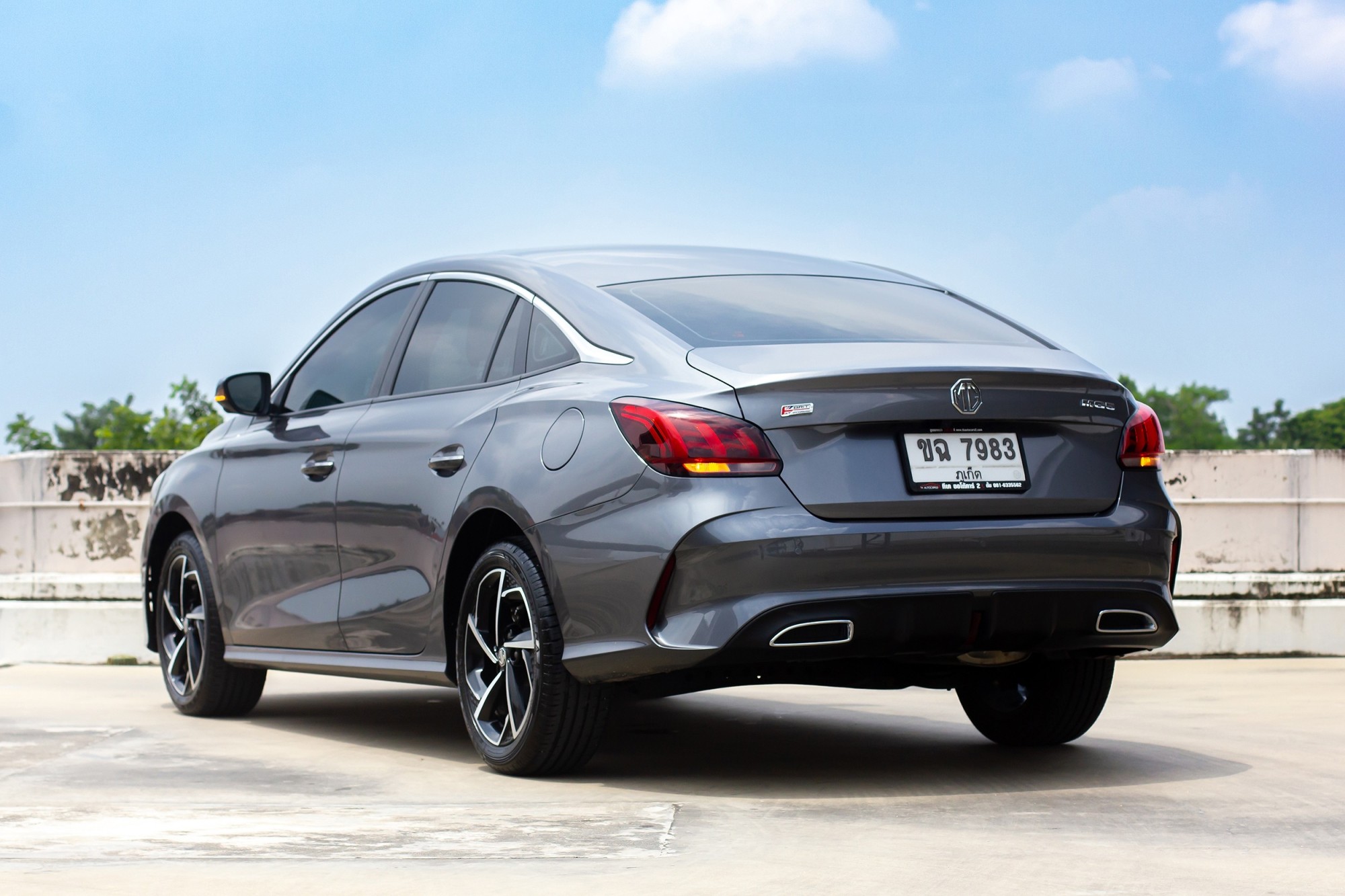 MG5 Sedan 1.5D+ รองท็อป A/T ปี 2022 MG5 ปีใหม่ ไมล์น้อย 18,xxx km. หลังคา Sunroof ไฟฟ้า (รูปที่ 5)