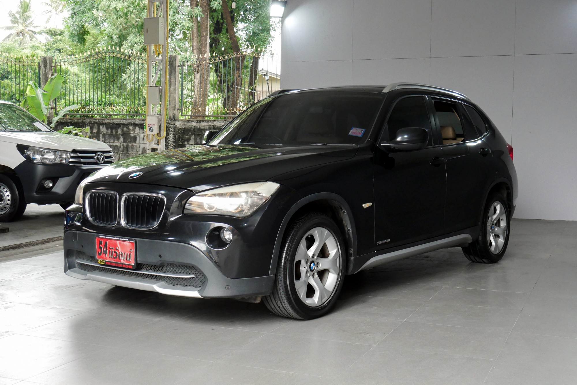 BMW X1 SDRIVE18I 2.0 AT ปี 2016 สีดำ (รูปที่ 3)