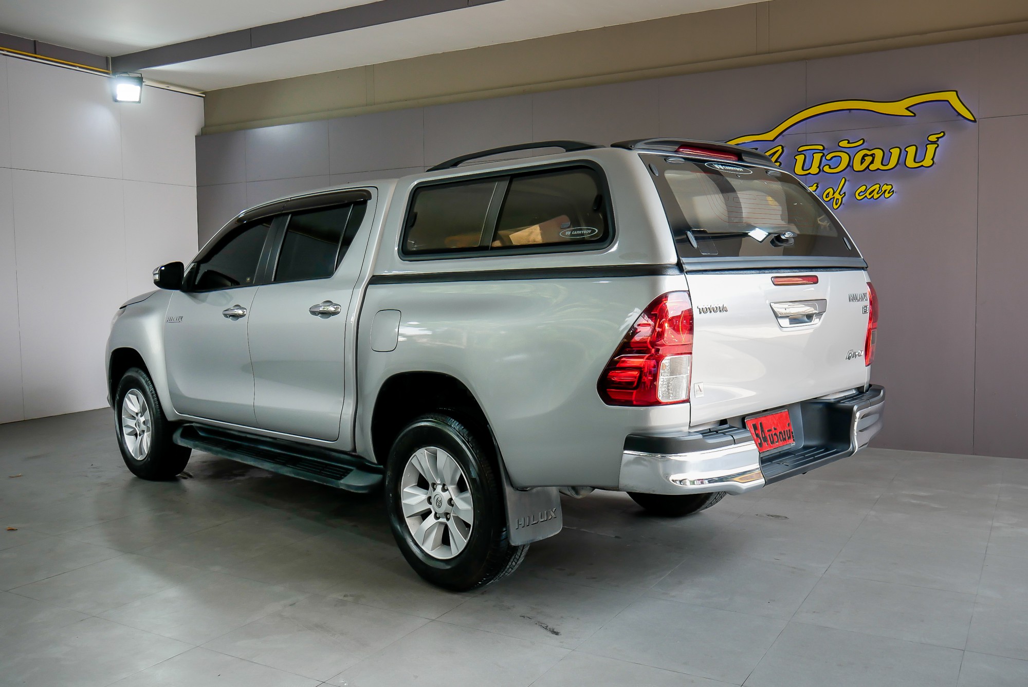 TOYOTA REVO DOUBLECAB 2.4 E PRERUNNER AT ปี 2016 สีเงิน