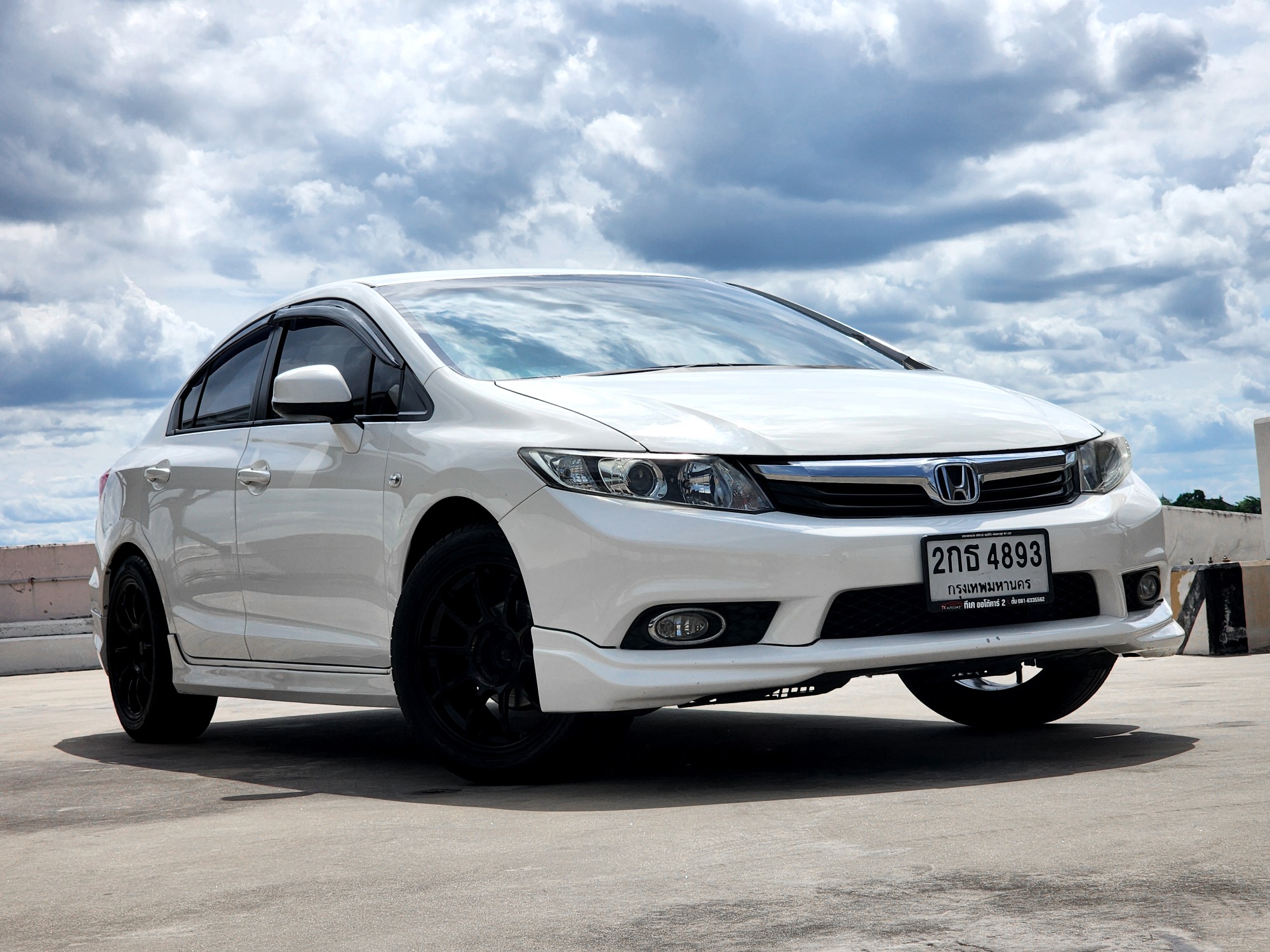 Honda Civic FB 1.8S A/T ปี 2013 (รูปที่ 5)