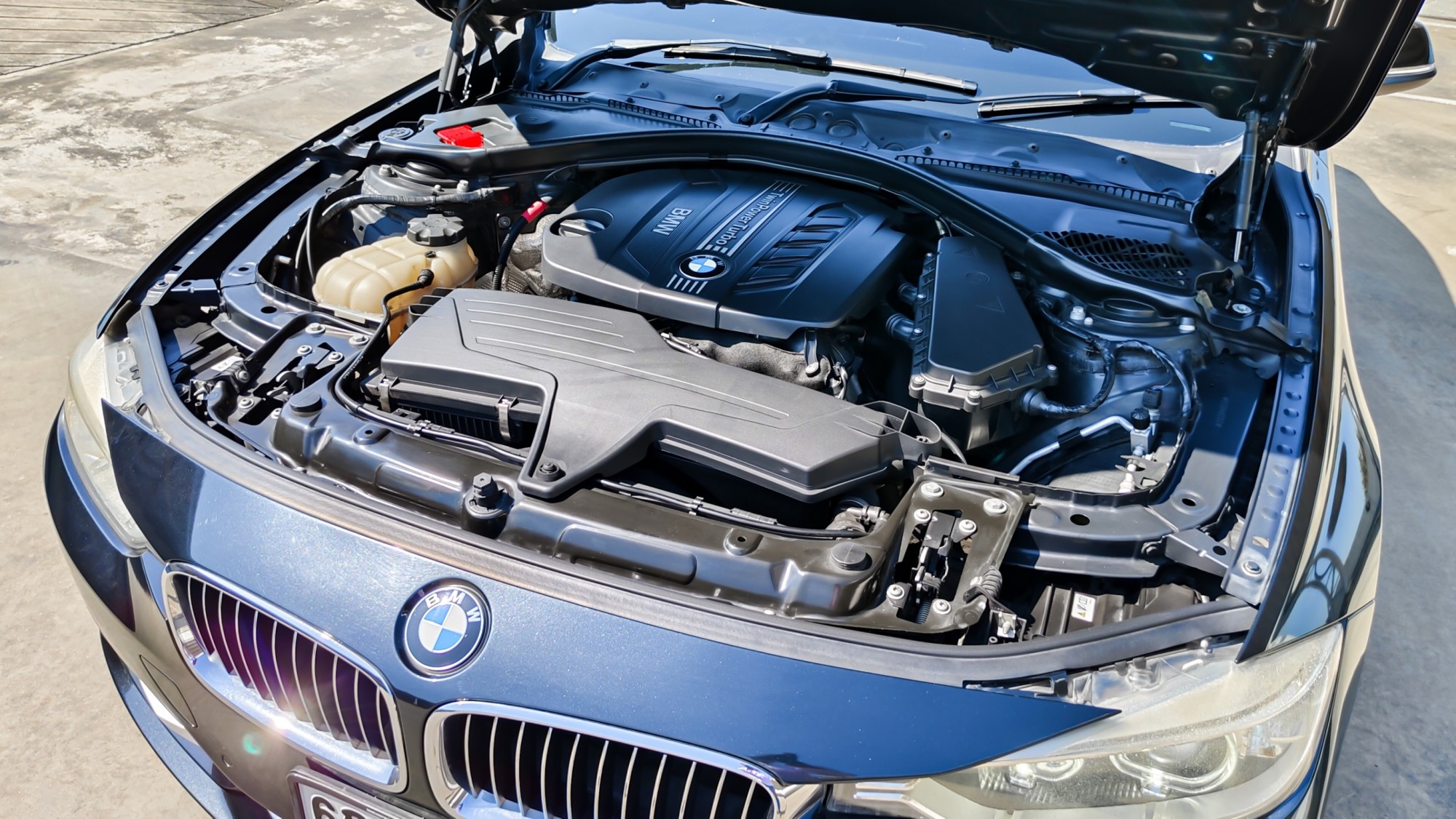 BMW 320D 2.0 Luxury ดีเซล ปี 2012 ไมล์ 150,000 กม. (รูปที่ 11)