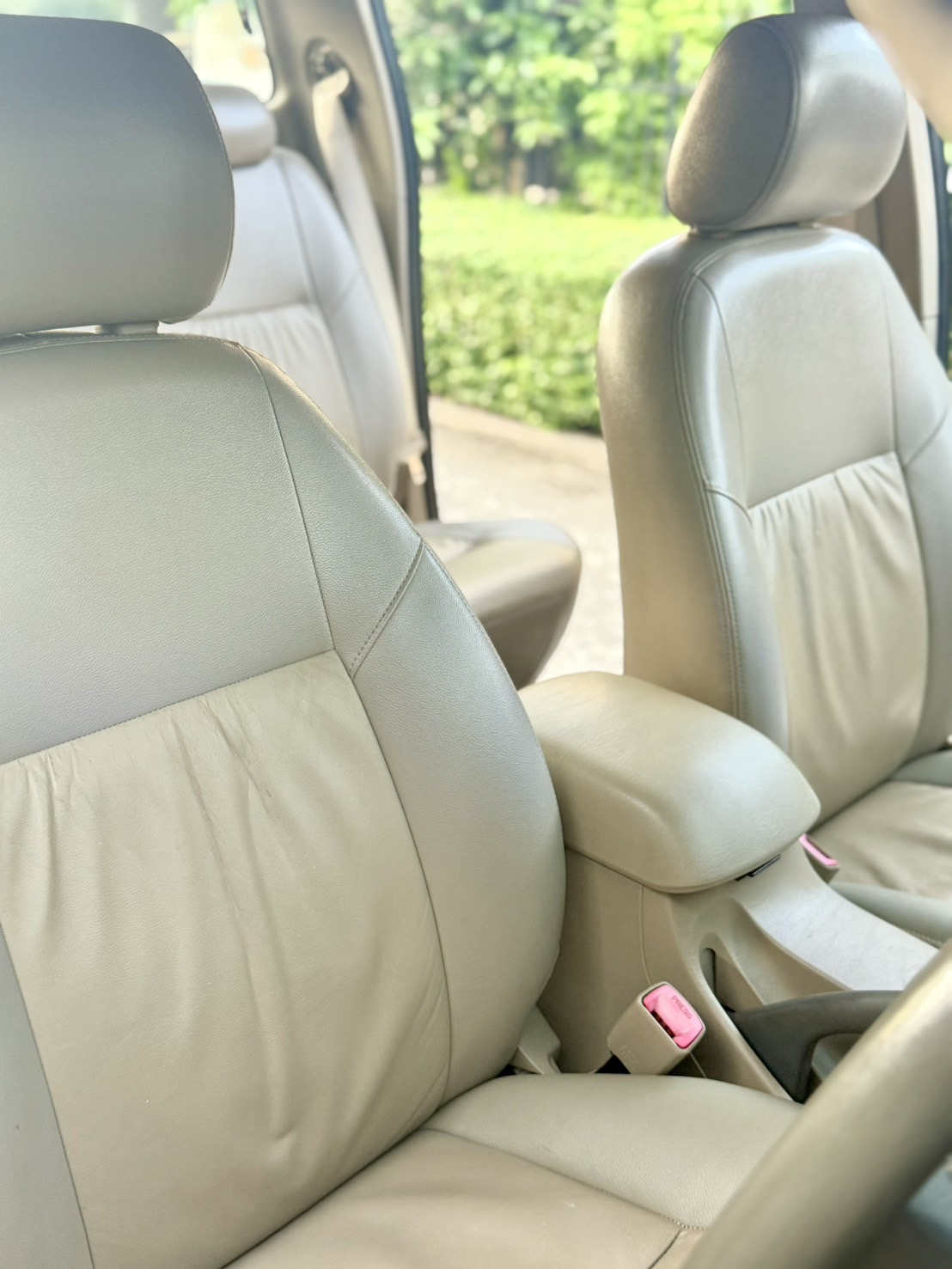 Toyota Hilux Vigo Champ 2.5E Prerunner 4ประตู ปี 2012 : สีดำ : ออโต้ : ดีเซล : ไมล์ 85,xxx km. (รูปที่ 26)