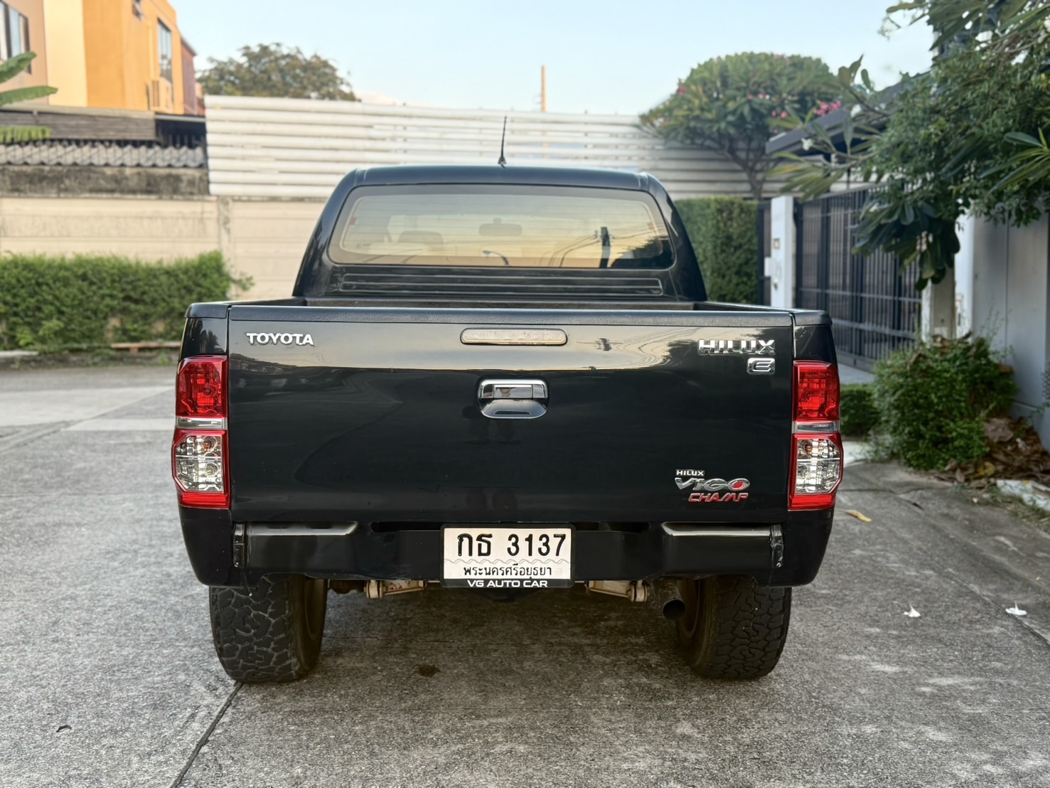 Toyota Hilux Vigo Champ 2.5E Prerunner 4ประตู ปี 2012 : สีดำ : ออโต้ : ดีเซล : ไมล์ 85,xxx km. (รูปที่ 10)